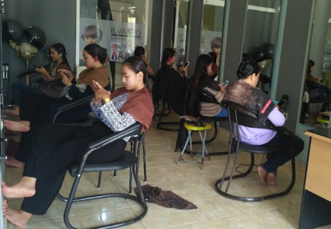 Cahaya Kulit Cerah di Jantung Cilacap: ALVI SALON